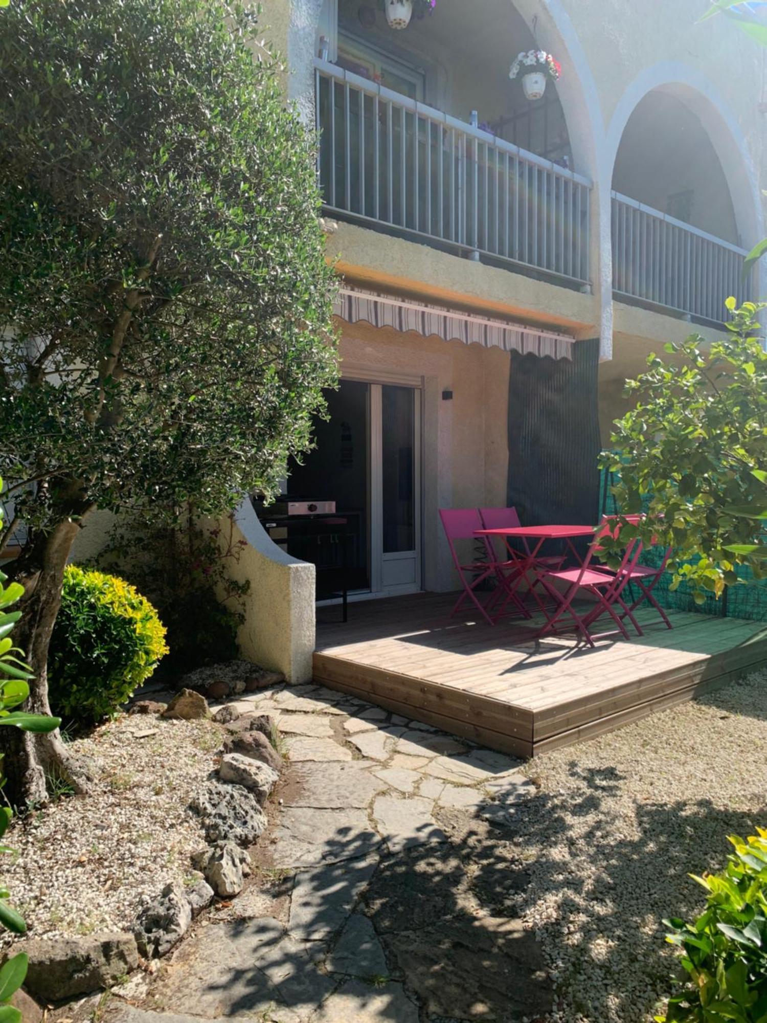 Beau T2 Avec Jardin Frejus Plage Fréjus Exterior foto